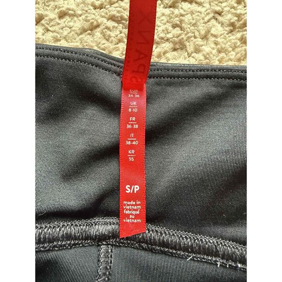 Spanx Faux Leather Pull On High Waisted Shiny Black Leggings Women's Small - Picture 8 of 10